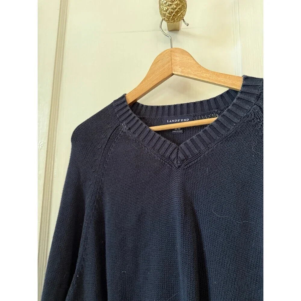 Lands End size X large dark blue sweater